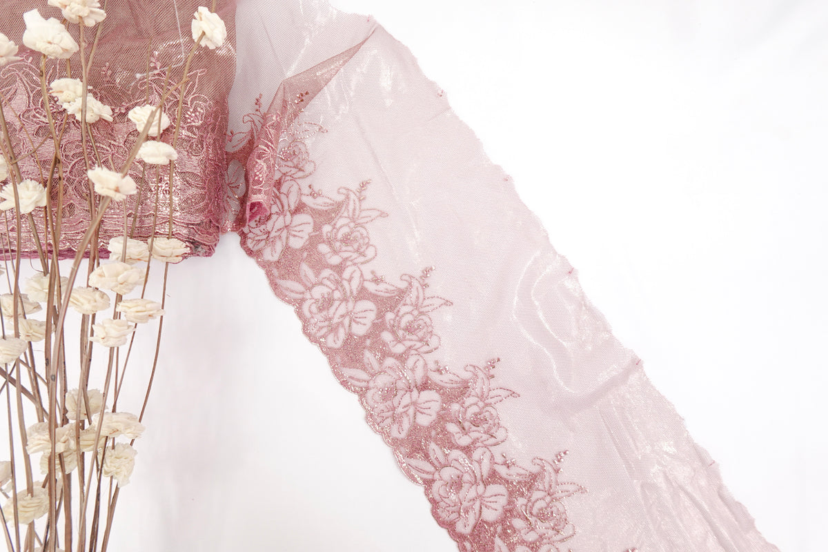 Mauve 7.25" Lace